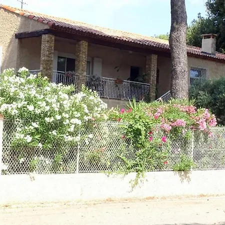 Apartman Spacious And Comfortable With Garden