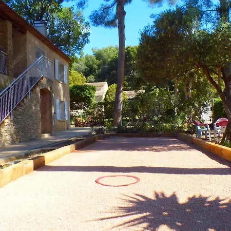 Spacious And Comfortable With Garden *